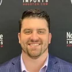 Photo of Ryan Flores